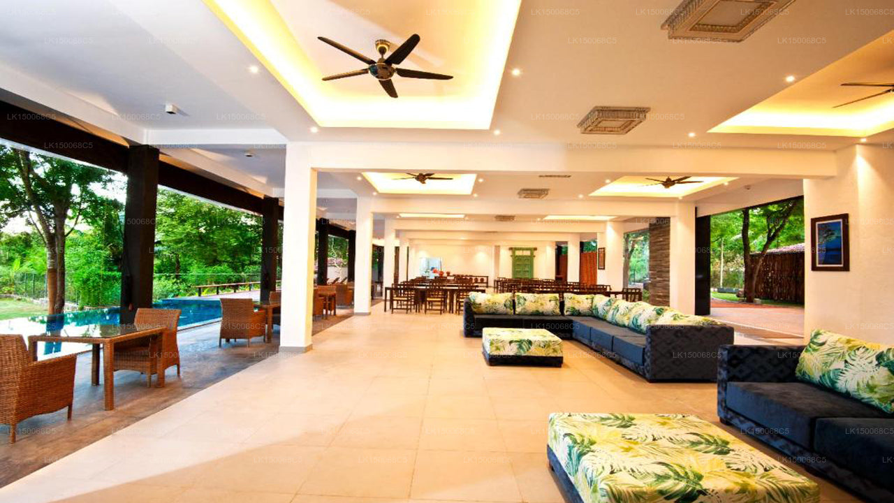 Hotel Lake Forest, Anuradhapura