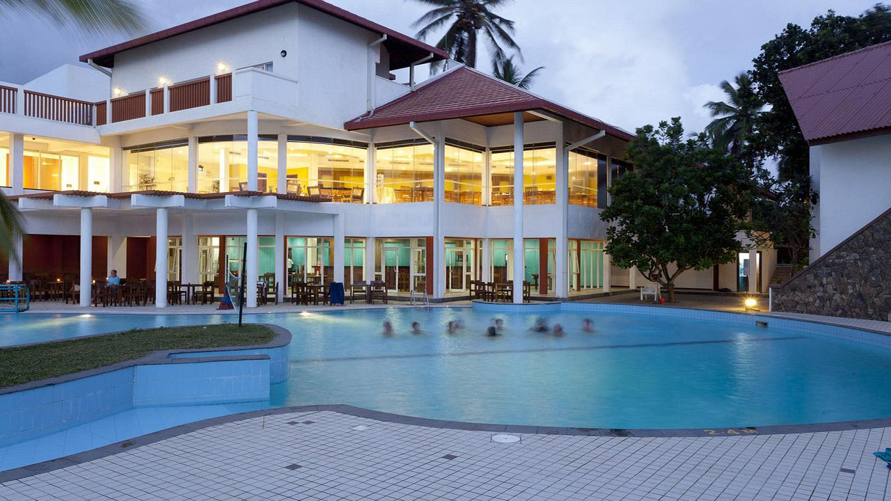 Hotely The Sands by Aitken Spence, Kalutara